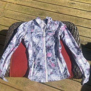 LULULEMON ALIGN JACKET